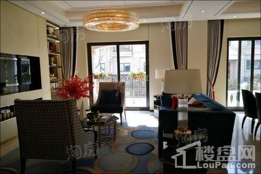 中金海棠湾别墅样板间