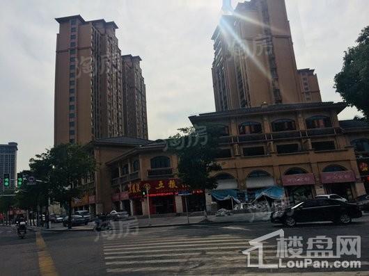 步阳御江金都二期实景图