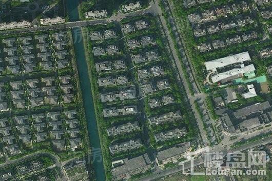 鹏欣一品漫城三期浅山别墅实景图