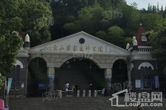 中凯曼荼园配套图