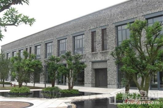 咸塘商业步行街实景图
