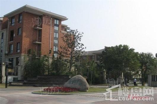 咸塘商业步行街实景图