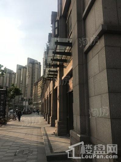 融创香溢花城实景图