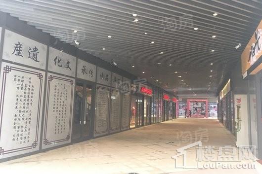 青浦宝龙城市广场实景图