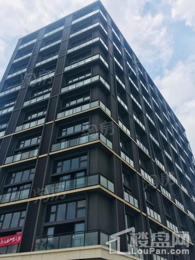 深城投十一街区写字楼实景图