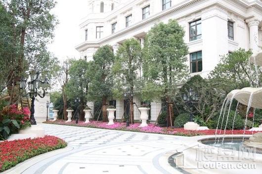 新华联国际中心实景图