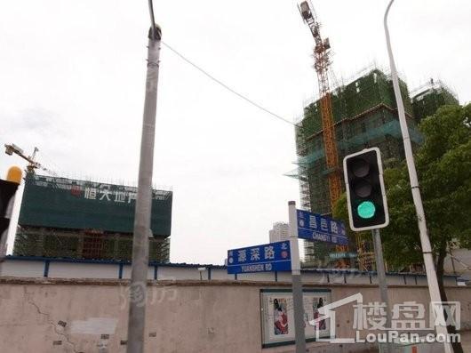 恒大滨江华府实景图