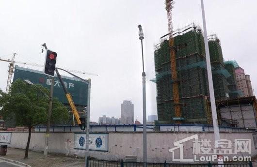 恒大滨江华府实景图