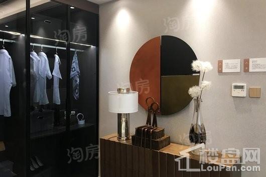 大都会公元样板间