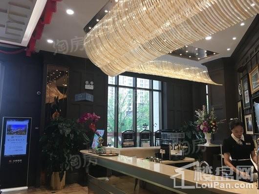 金地樾檀山实景图