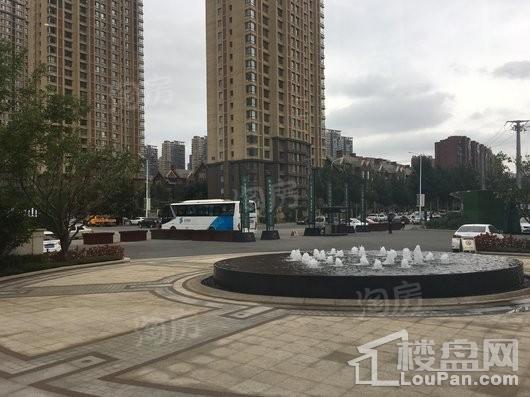 金地樾檀山实景图