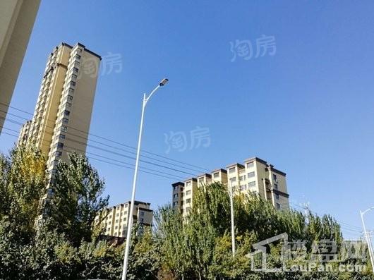 荣盛坤湖郦舍实景图