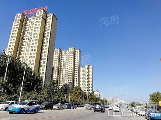 荣盛坤湖郦舍实景图