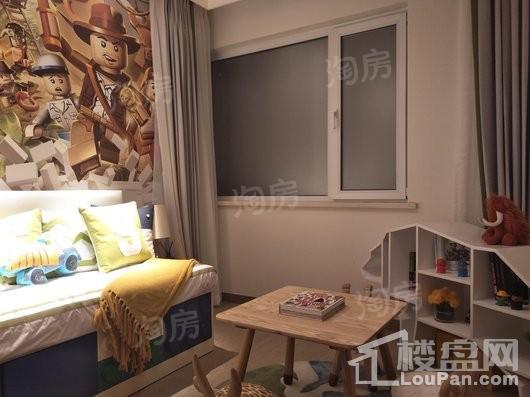 金地铁西檀府样板间