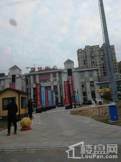 雨润中央宫园实景图