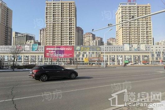 奥园会展广场实景图