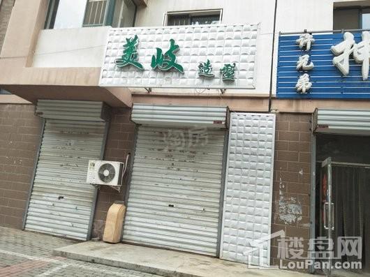 金辉优步湖畔配套图
