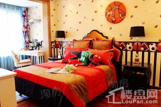 卓尔沈阳客厅样板间