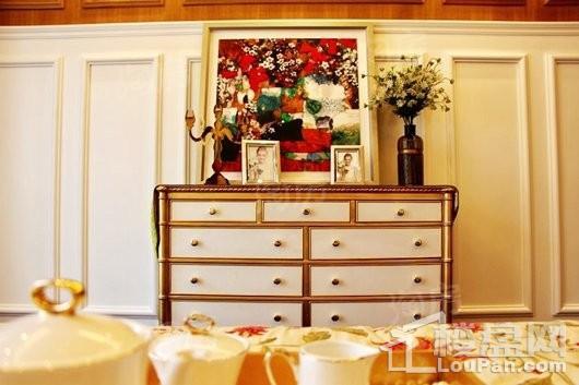 卓尔沈阳客厅样板间