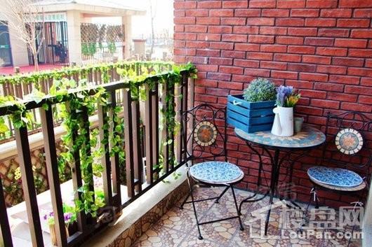 卓尔沈阳客厅样板间