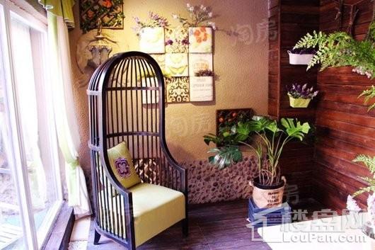 卓尔沈阳客厅样板间