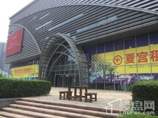 夏宫城市广场实景图