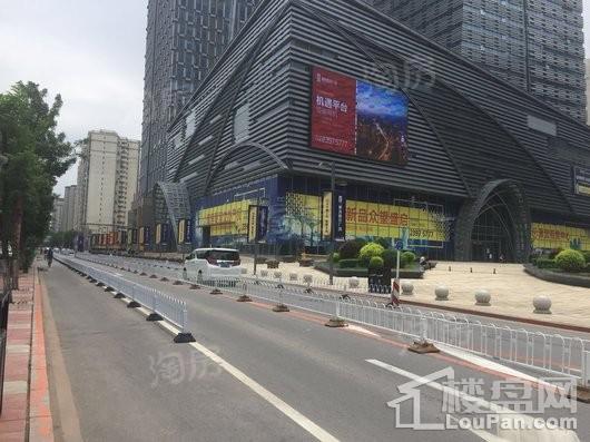 夏宫城市广场实景图