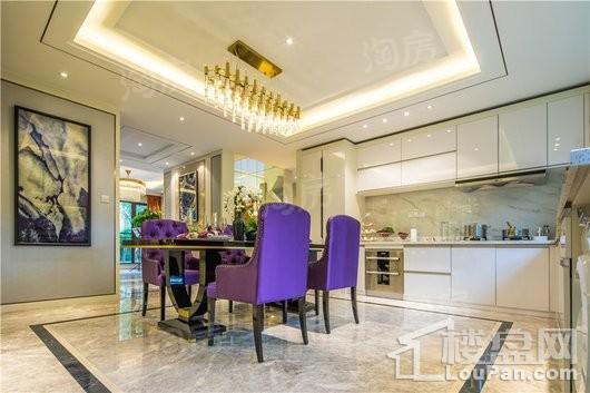 金石小镇样板间