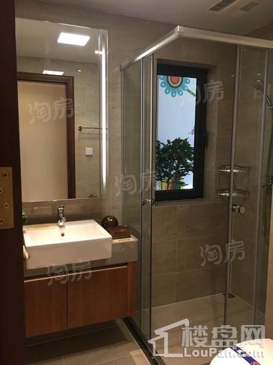 恒大滨江左岸样板间