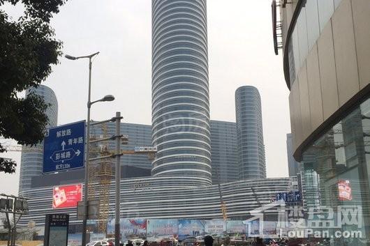 苏宁广场实景图