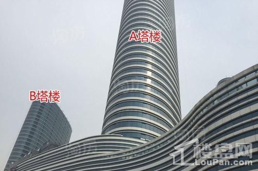 苏宁广场实景图