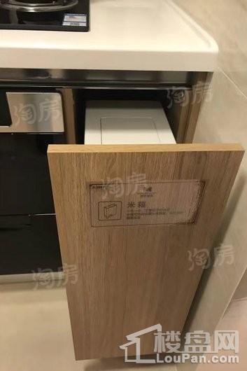 亚新美好城邦样板间