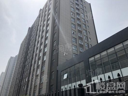 金玺总部港实景图