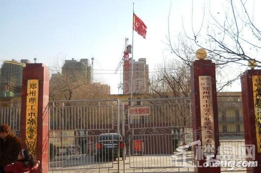 周边配套图