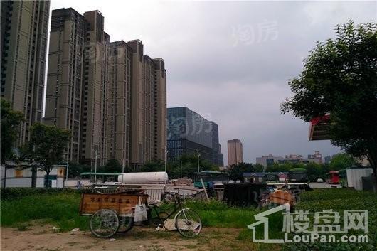 英地金台府邸实景图