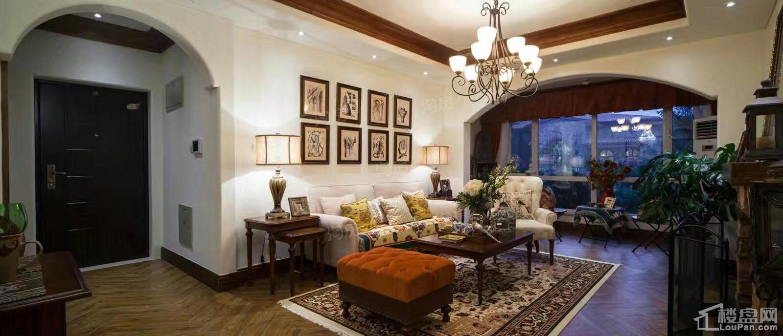 鸿坤·原乡溪谷样板间