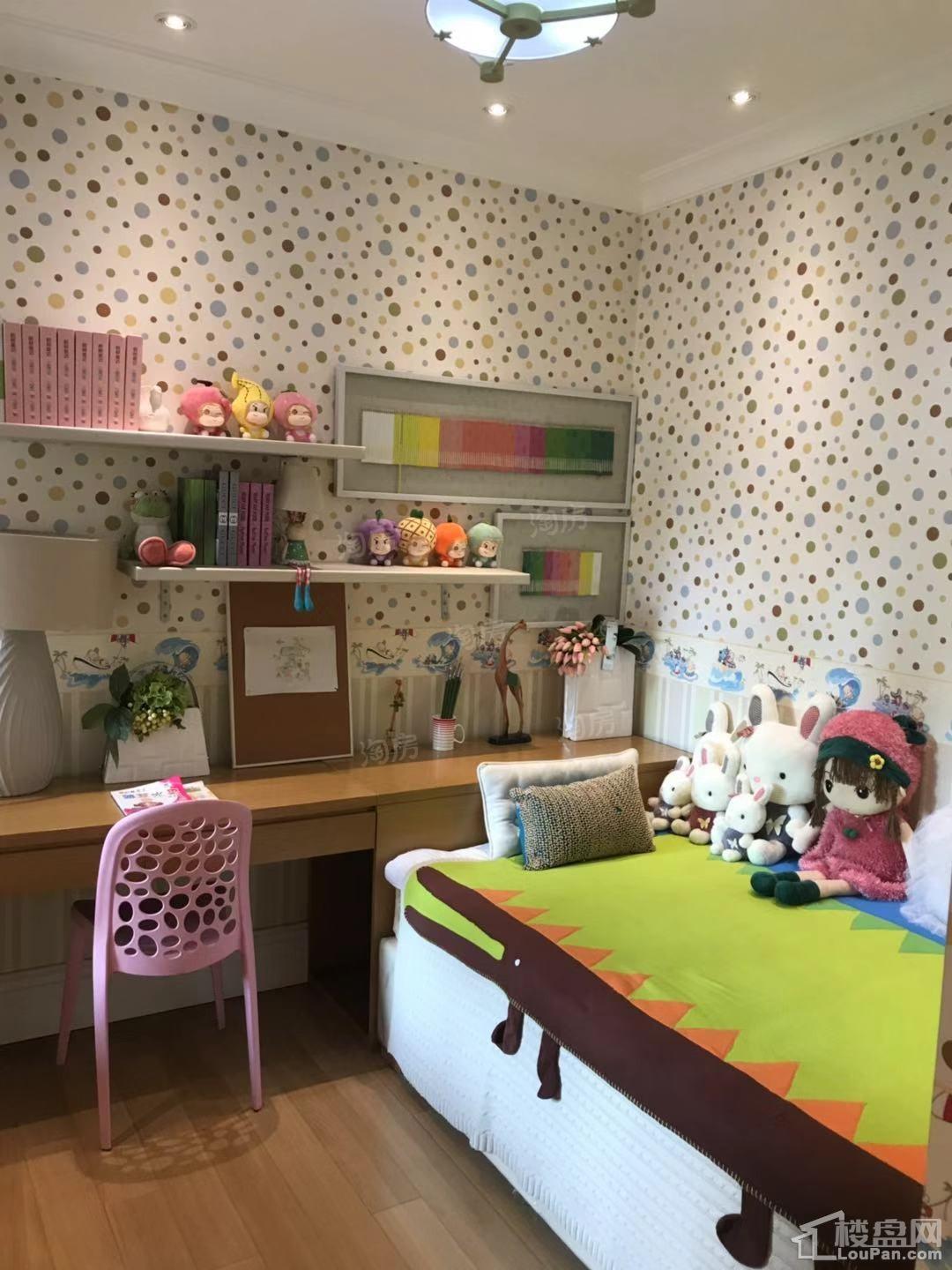 鸿坤·原乡溪谷样板间