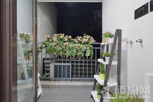 滨江两岸样板间