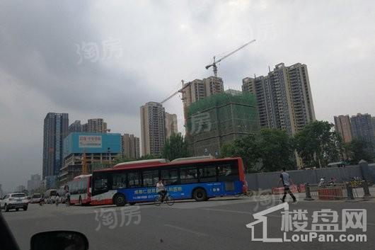 招商中央华城实景图