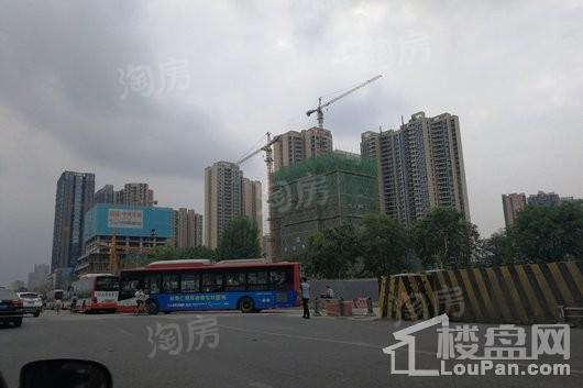 招商中央华城实景图