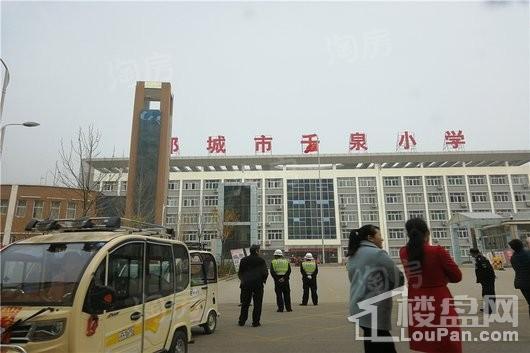 学府花园配套图