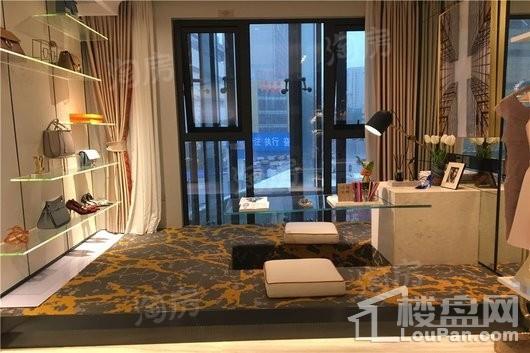 龙湖紫都城样板间