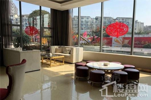 乐视界广场实景图