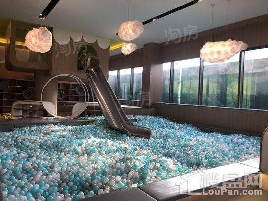 万科金域蓝湾实景图