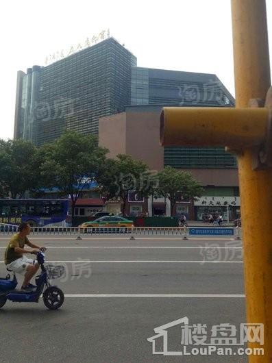 亿信国贸大厦实景图