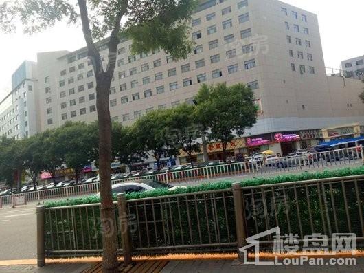 亿信国贸大厦实景图