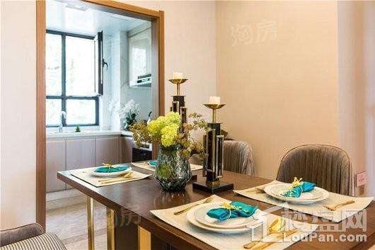 中天博朗天御二期样板间