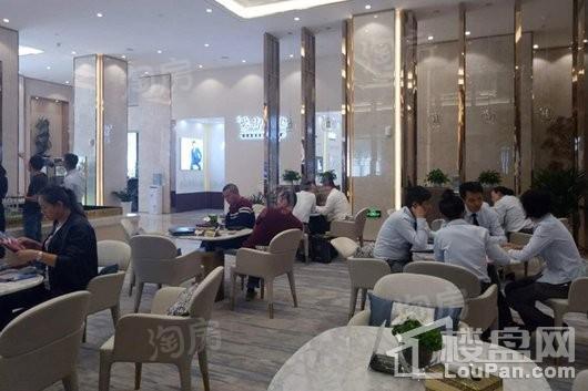 爱琴海国际广场实景图