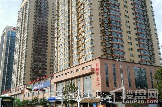 新世纪大厦实景图