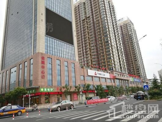 新世纪大厦实景图